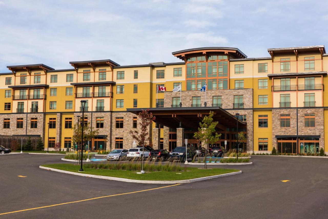 Hotel Valcartier Saint-Gabriel-De-Valcartier Exterior photo